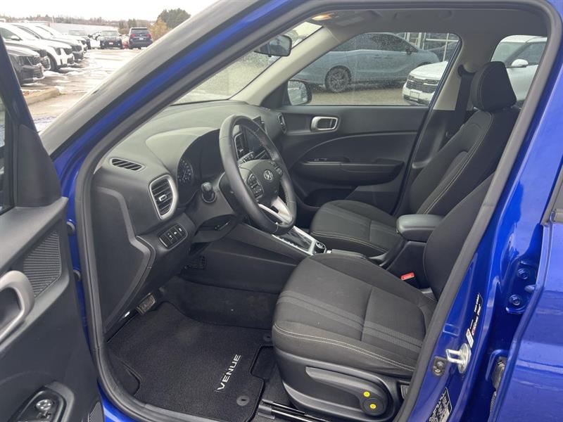 hyundai Venue 2022 - 12