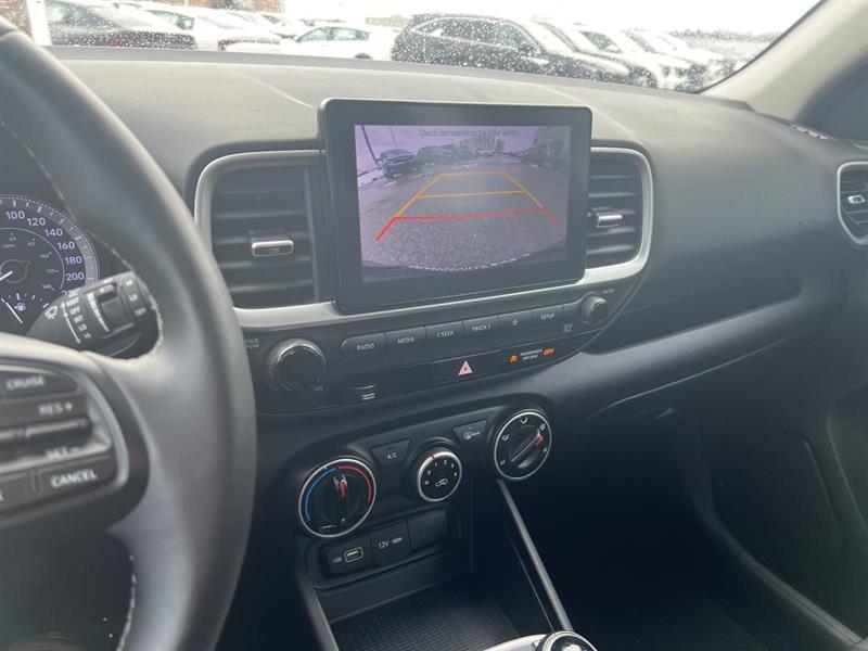 hyundai Venue 2022 - 19