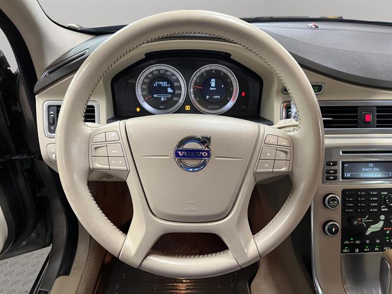 volvo XC70 2011 - 10