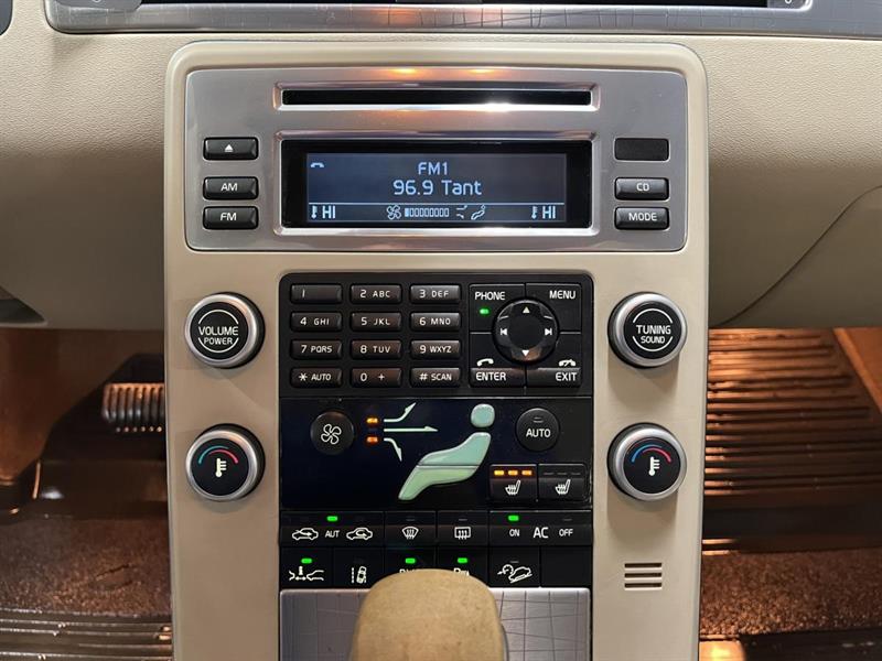 volvo XC70 2011 - 13