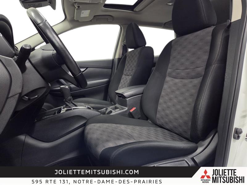 nissan Qashqai 2021 - 24