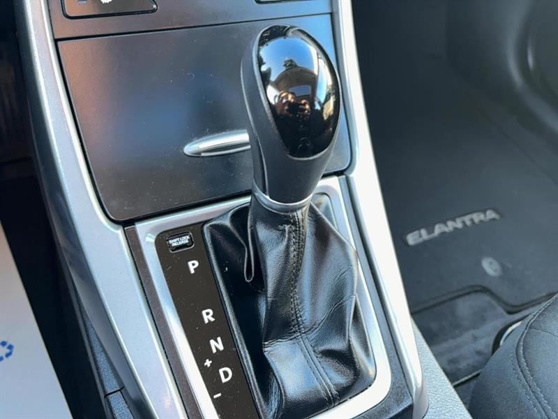 hyundai Elantra 2016 - 14