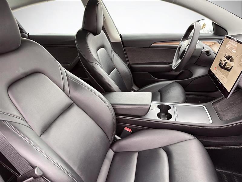 tesla Model 3 2023 - 8