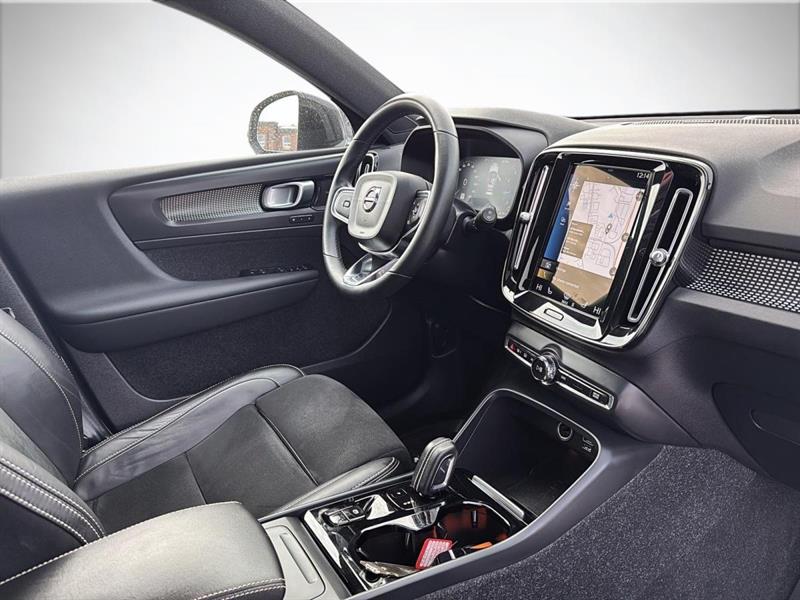 volvo XC40 2022 - 3