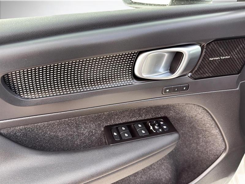 volvo XC40 2022 - 10