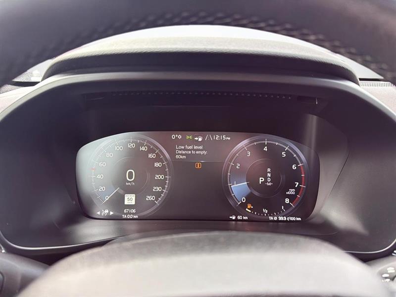 volvo XC40 2022 - 12