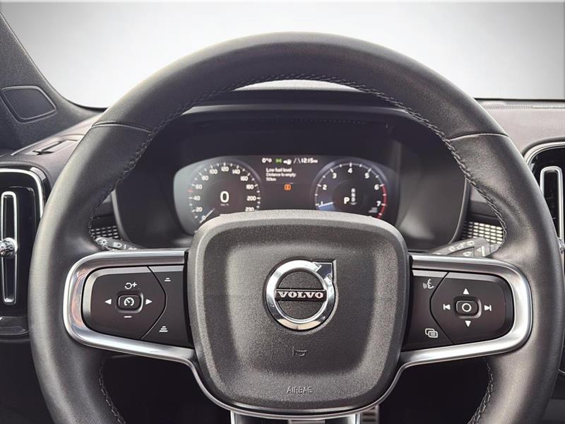 volvo XC40 2022 - 13