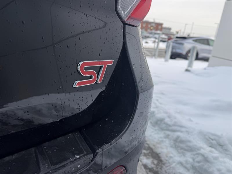 ford Explorer 2022 - 4