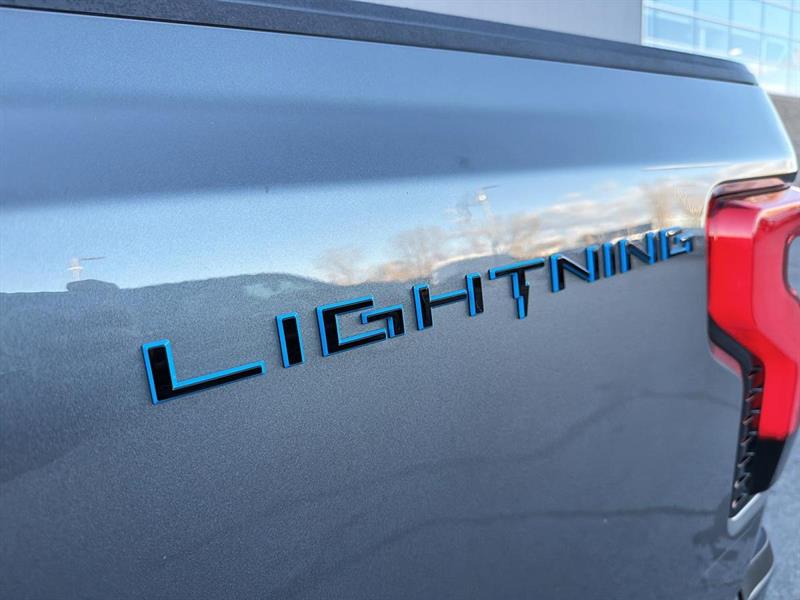 ford F-150 Lightning 2022 - 9