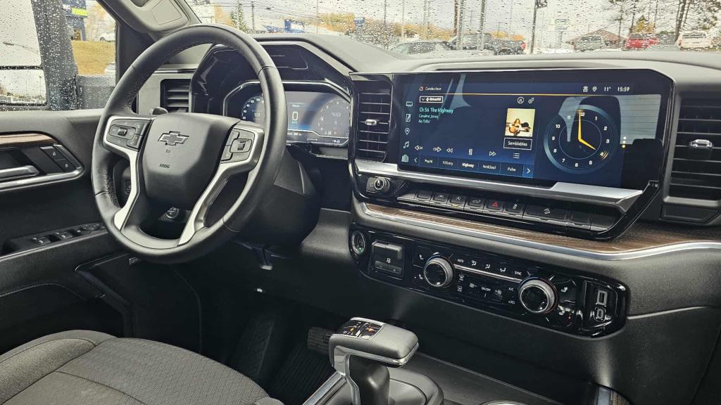 chevrolet Silverado 1500 2024 - 22