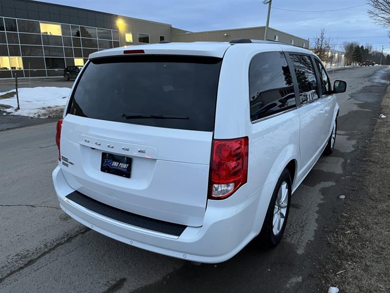 dodge Grand Caravan 2020 - 24