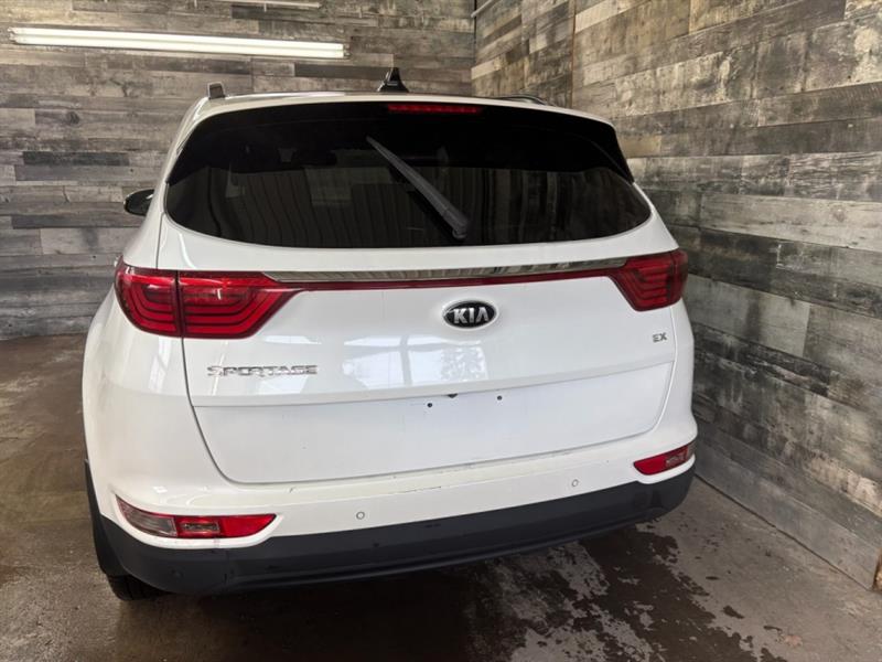 kia Sportage 2018 - 23