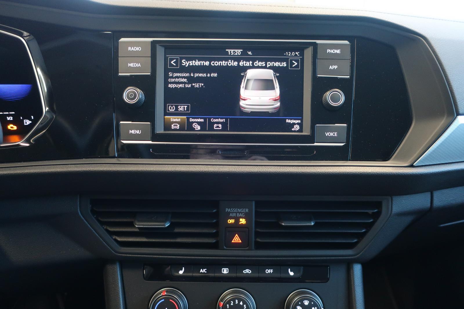 volkswagen Jetta 2023 - 14