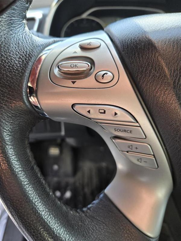 2016 Nissan Murano - Image 21