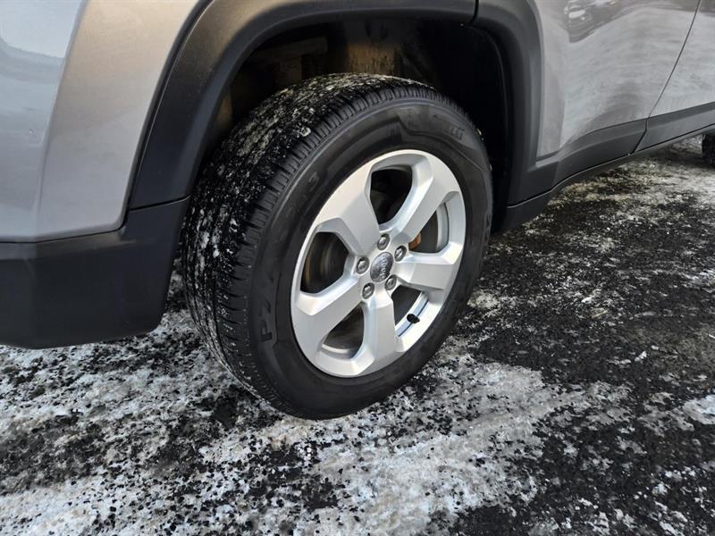 2018 Jeep Compass - Image 8