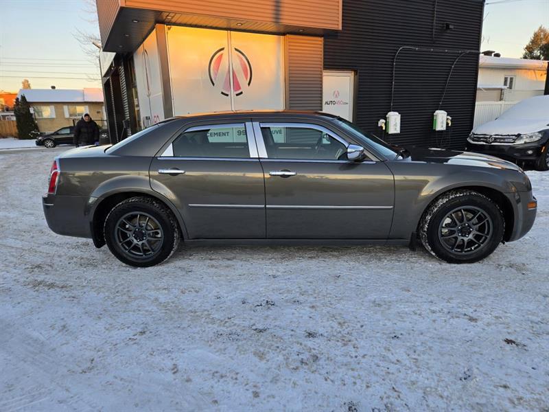 chrysler 300 2010 - 9