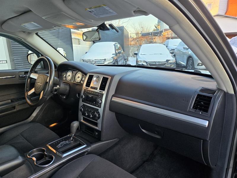 chrysler 300 2010 - 10