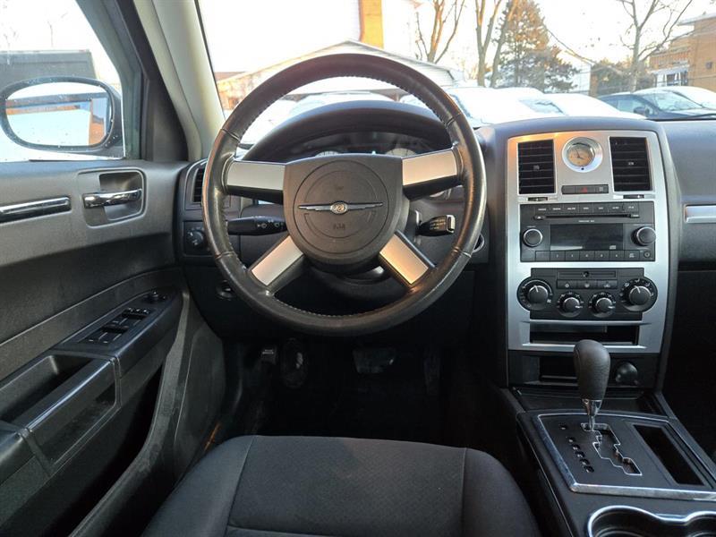 chrysler 300 2010 - 14