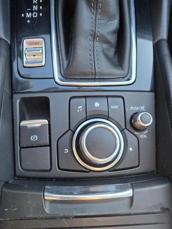 2017 Mazda Mazda3 - Image 21