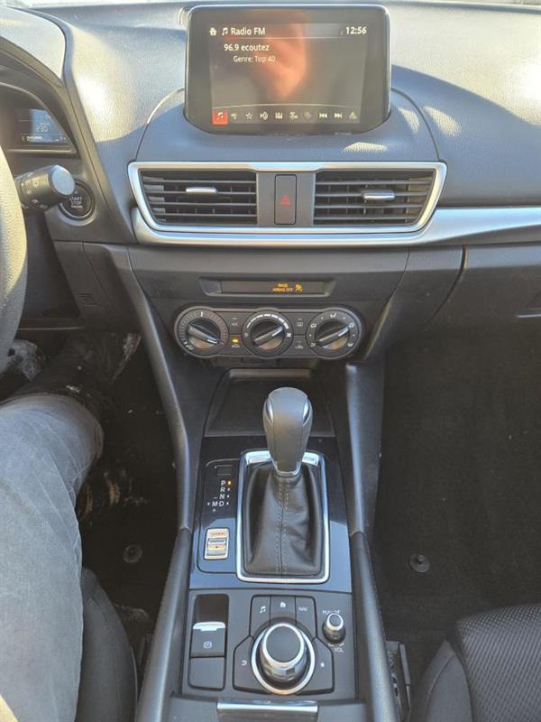 2017 Mazda Mazda3 - Image 22