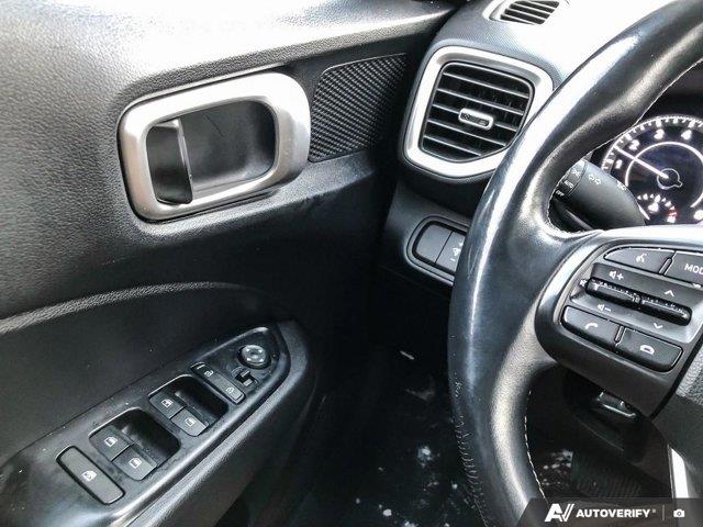 hyundai Venue 2022 - 16