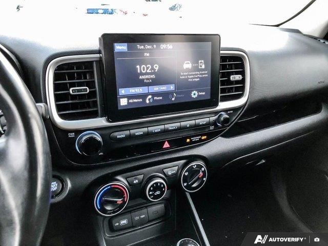 hyundai Venue 2022 - 18