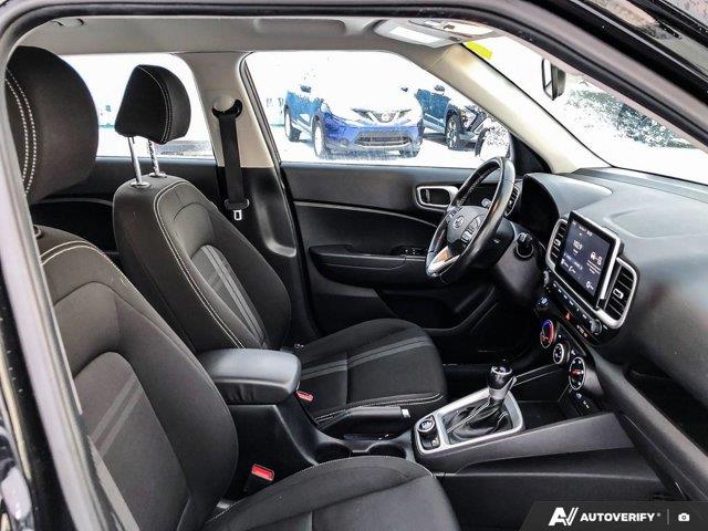 hyundai Venue 2022 - 21