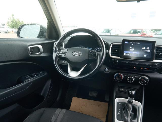 hyundai Venue 2022 - 23