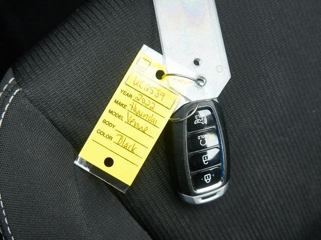 hyundai Venue 2022 - 24