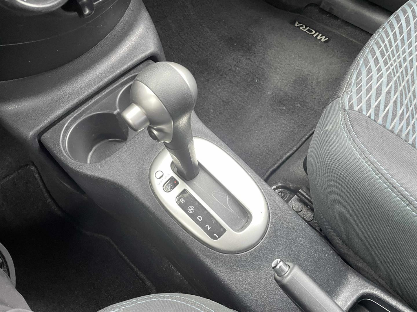 nissan Micra 2015 - 13