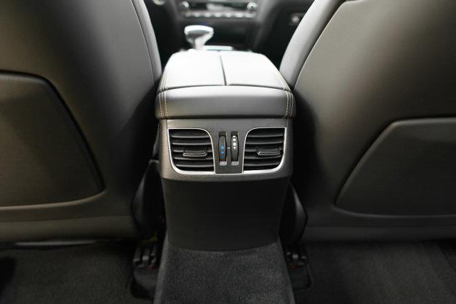 genesis G80 2020 - 29