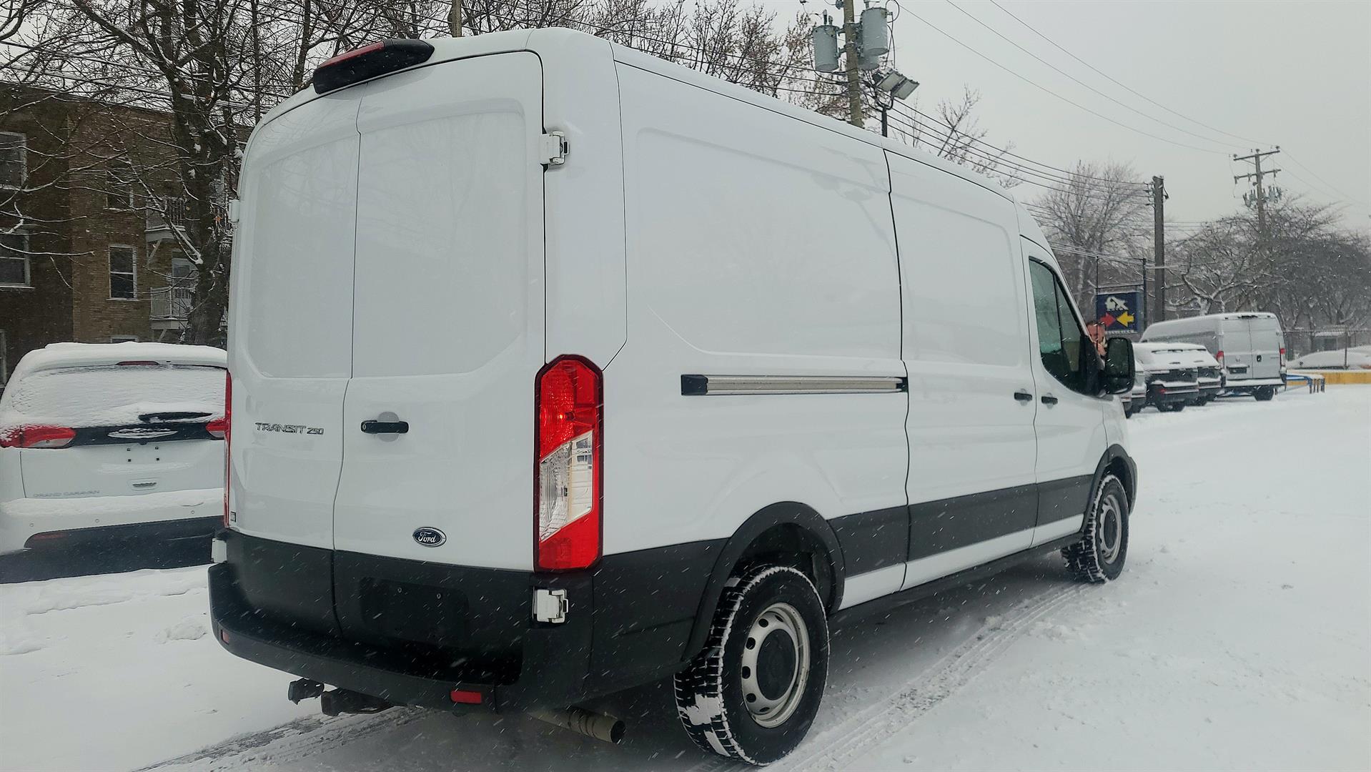 ford Transit fourgon utilitaire 2021 - 4