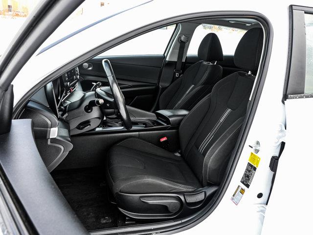 hyundai Elantra 2022 - 17