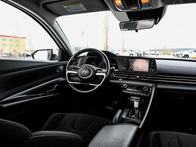 hyundai Elantra 2022 - 31