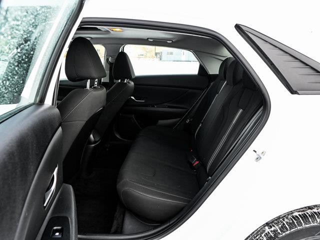 hyundai Elantra 2022 - 32