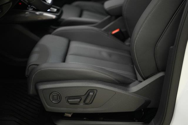 audi Q4 e-tron 2025 - 13