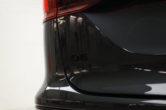 audi Q6 e-tron 2025 - 8