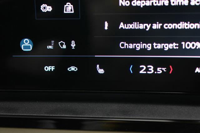 audi Q6 e-tron 2025 - 18