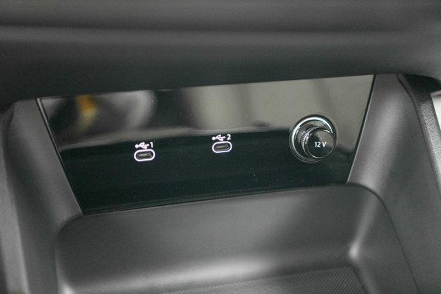 audi Q6 e-tron 2025 - 19