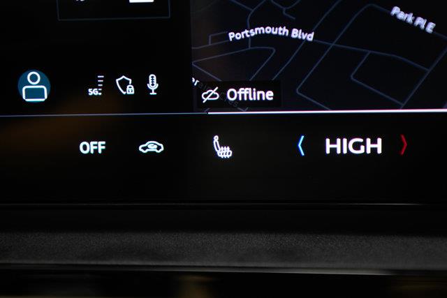 audi Q6 e-tron 2025 - 18