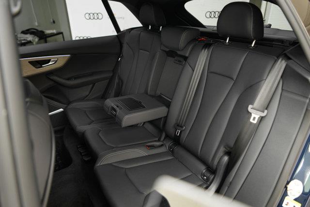 audi Q8 2025 - 28