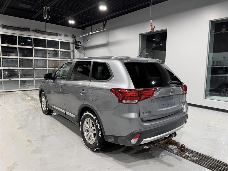 mitsubishi Outlander 2016 - 3