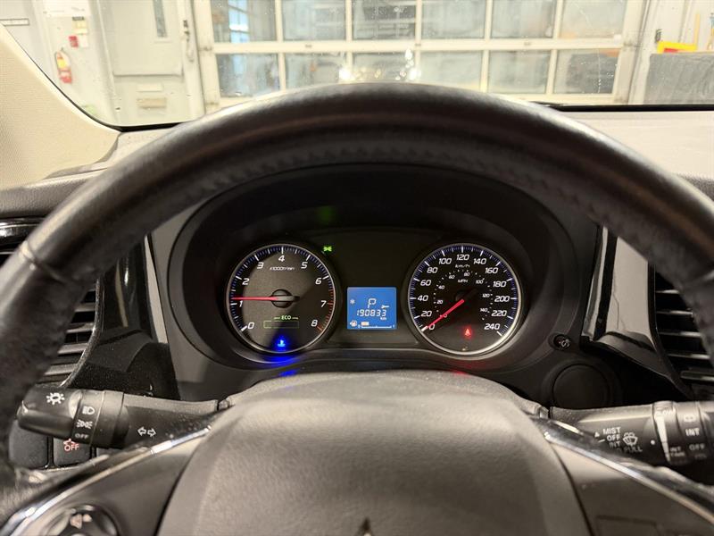 mitsubishi Outlander 2016 - 10