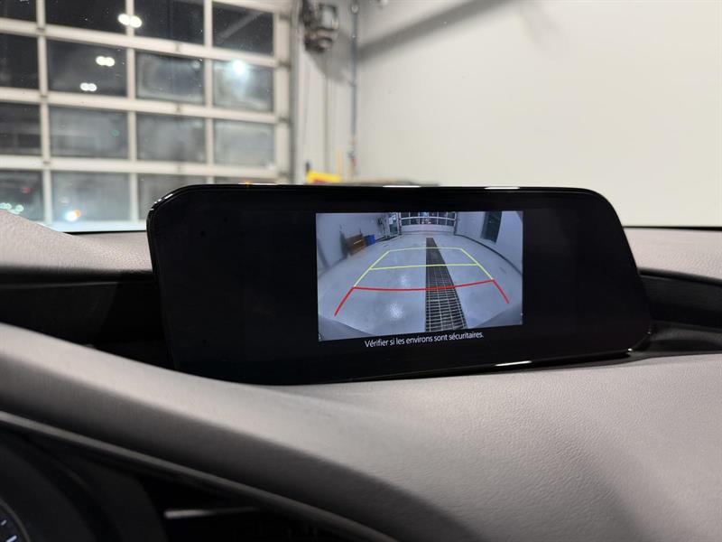 mazda Mazda3 2023 - 17