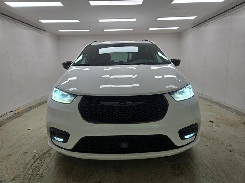 chrysler Pacifica Touring-L 2024 - 2