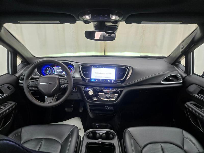 chrysler Pacifica Touring-L 2024 - 14