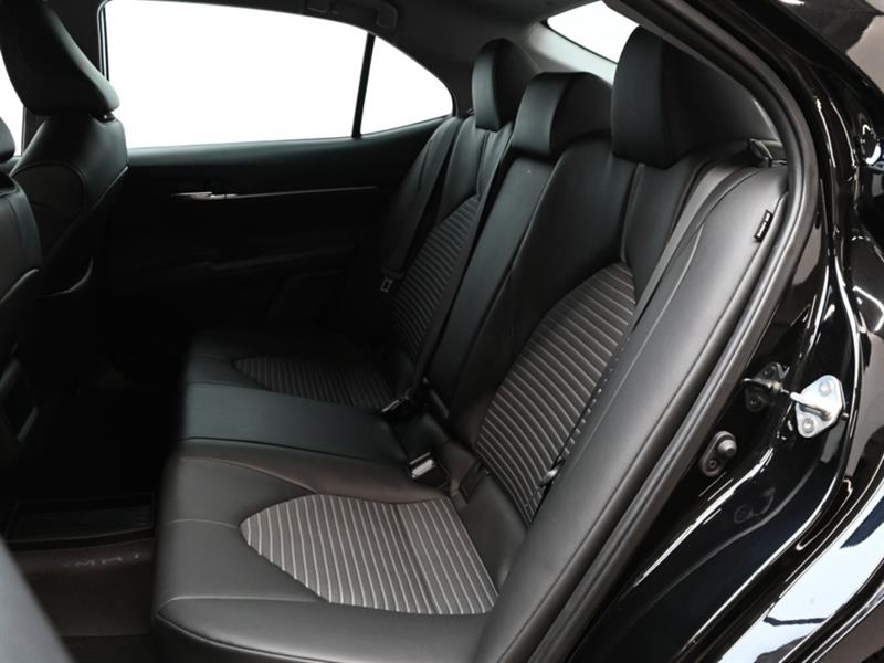 toyota Camry 2021 - 12