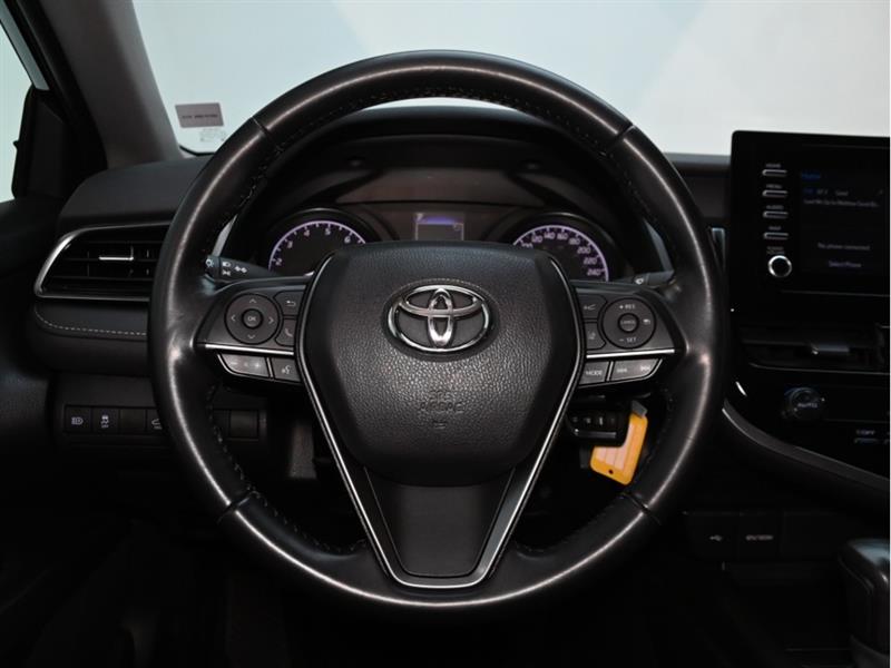 toyota Camry 2021 - 21