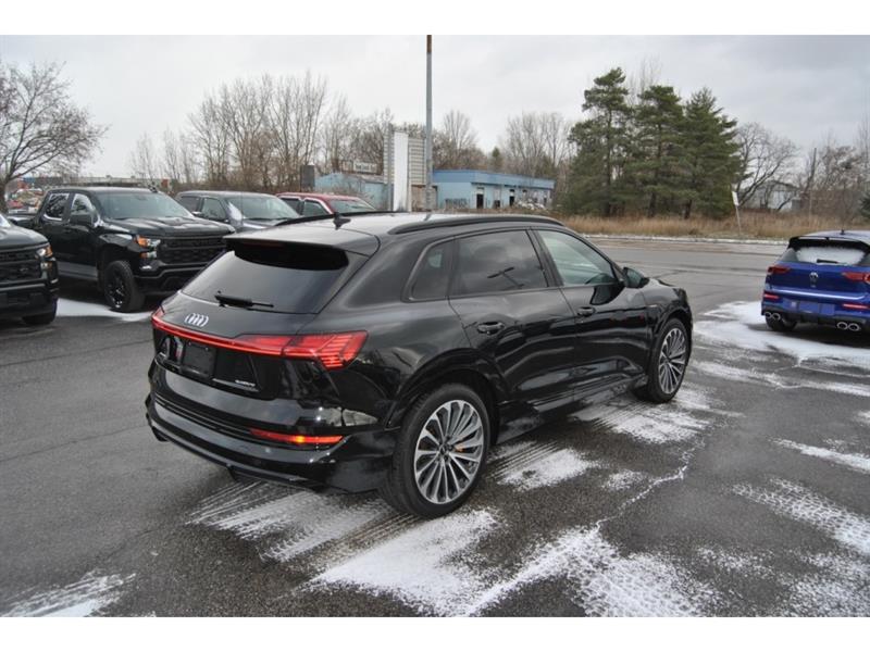 audi e-tron 2022 - 5