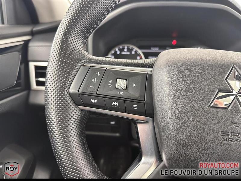 mitsubishi Outlander 2022 - 11